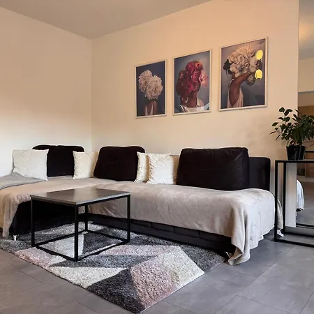 Apartment Greg